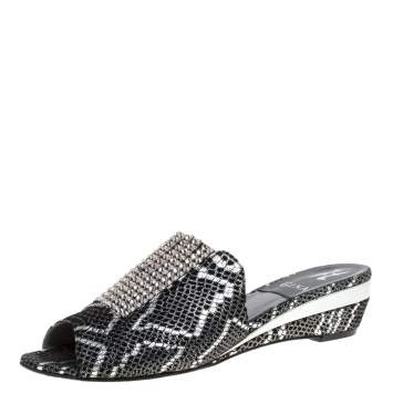 Pre Owned Gina Black Textured Suede Embellished Open Toe Mule Sandals Size 39