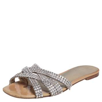 Pre Owned Gina Cream Patent Leather Crystal Embellished Crisscross Slide Flats Size 40