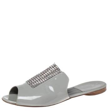 Pre Owned Gina Grey Patent Leather Crystal Embellished Mule Sandals Size 39.5