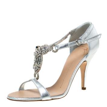 Pre Owned Giuseppe Zanotti Metallic Silver Leather Crystal Embellished Open Toe Sandals Size 37.5
