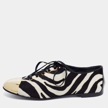 Pre Owned Giuseppe Zanotti White/Black Zebra Print Calf Hair Lace-Up Oxfords Size 38