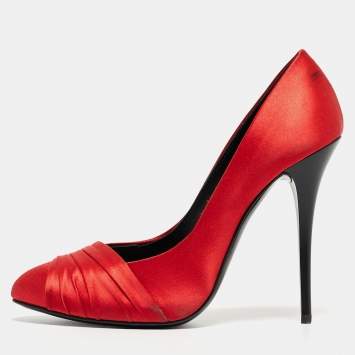 Pre Owned Giuseppe Zanotti Red Satin Round Toe Pumps Size 38 
