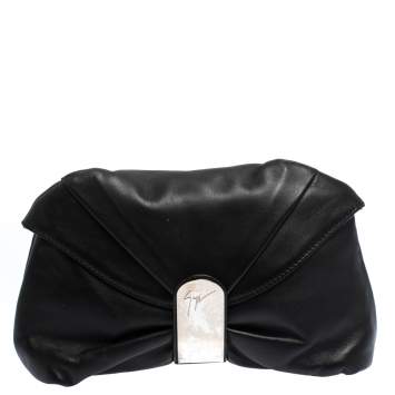 Pre Owned Giuseppe Zanotti Black Pleated Leather Flap Clutch