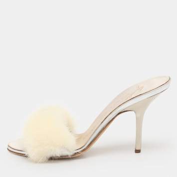 Pre Owned Giuseppe Zanotti Cream Faux Fur Crystal Embellished Sandals Size 36.5