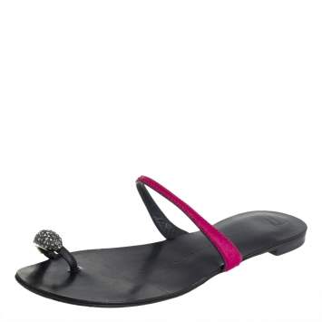 مملوكة مسبقًا Giuseppe Zanotti Pink Calf Hair And Silver Crystal Embellished Toe Ring Flats Size 38
