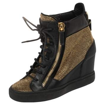 مملوكة مسبقًا Giuseppe Zanotti Black Leather Studded High Top Wedge Sneakers 36.5