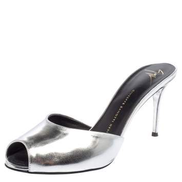 Pre Owned Giuseppe Zanotti Silver Leather Peep Toe Slide Sandals Size 40