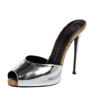 Pre Owned Giuseppe Zanotti Silver Leather Peep Toe Slide Sandals Size 40