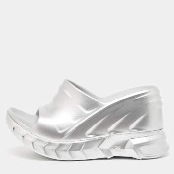 Pre Owned Givenchy Silver Rubber Marshmallow Sandals Size 36