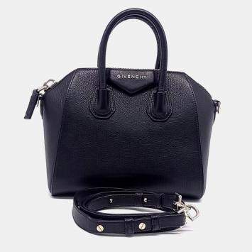 مملوكة مسبقًا Givenchy Black Leather Antigona Mini