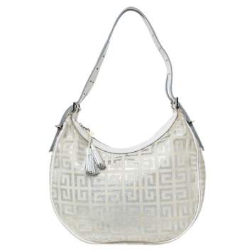 مملوكة مسبقًا Givenchy White/Silver Monogram Canvas and Leather Tassel Zip Hobo
