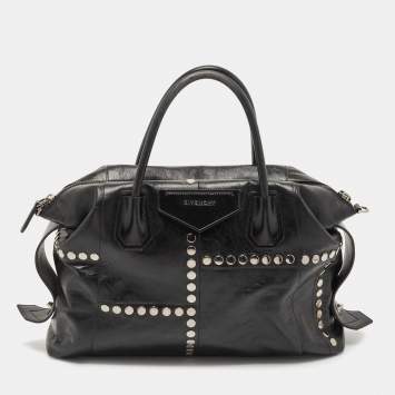 Pre Owned Givenchy Black Glossy Leather Studded Antigona Soft Satchel