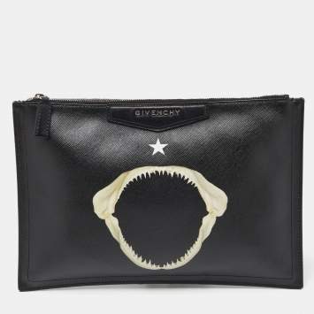 Pre Owned Givenchy Black Coated Canvas Shark Jaw Print Antigona Zip Clutch