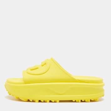 Pre Owned Gucci Yellow Rubber Interlocking G Slide Sandals Size 37
