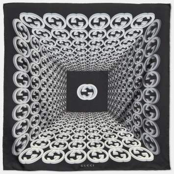 Pre Owned Gucci Black/White GG Printed Silk Scarf