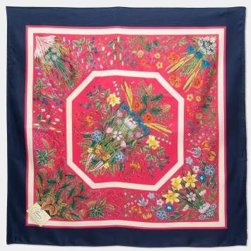 Pre Owned Gucci Multicolor Floral Printed Silk Square Scarf