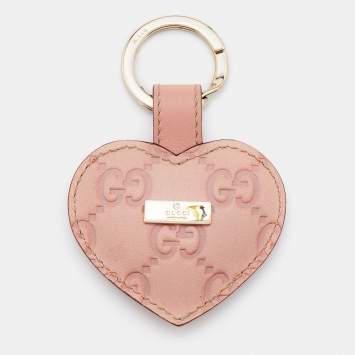 Pre Owned Gucci Pink Guccissima Leather Heart Key Chain