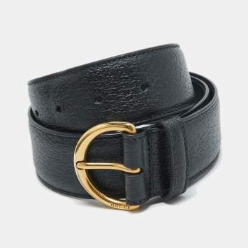 Pre Owned Gucci Black Textured Leather Buckle Belt 70 CM