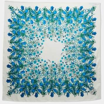 Pre Owned Gucci White/Blue Floral Print Silk Square Scarf 