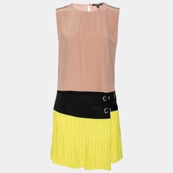 Pre Owned Gucci Nude & Neon Yellow Silk Crepe Pleated Buckled Dress M