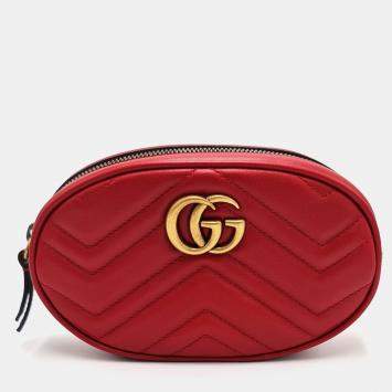 Pre Owned Gucci GG Marmont Matelasse Leather pouch bag