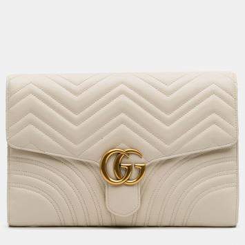 Pre Owned حقيبة كلتش غوتشي GG Marmont جلد ماتالاسي أبيض