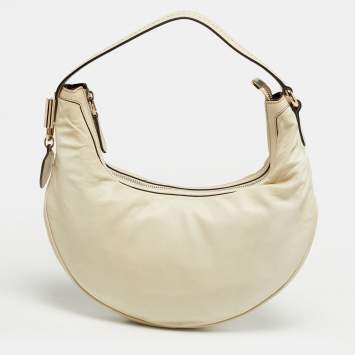 Pre Owned Gucci Off White Leather Small Duchessa Hobo