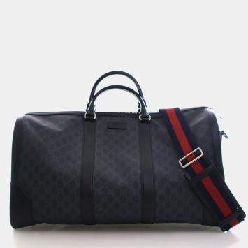 مملوكة مسبقًا Gucci Large GG Supreme Duffle