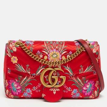 مملوكة مسبقًا حقيبة كتف غوتشي مارمونت جي جي متوسطة كانفاس ماتلاسسيه أسود/بيج