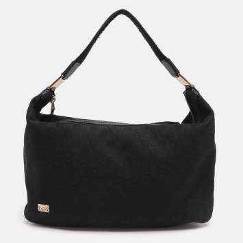 مملوكة مسبقًا حقيبة كتف غوتشي قماش GG وجلد سوداء