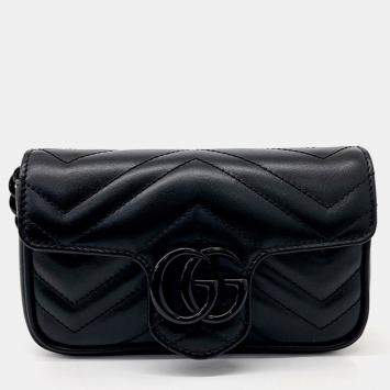 Pre Owned Gucci Black GG Marmont Belt Bag (699757)