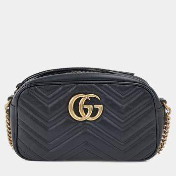 مملوكة مسبقًا حقيبة كروس غوتشي جلد مارمونت سوداء