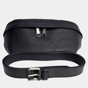 مملوكة مسبقًا حقيبة خصر غوتشي جلد أسود