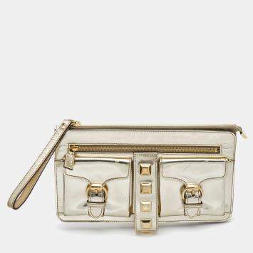 Pre Owned Gucci Metallic Gold Laminate Leather Studded Evening Wristlet Clutch