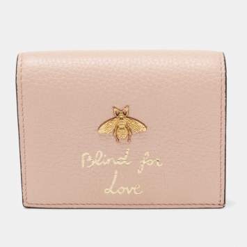 Pre Owned Gucci Light Pink Leather Blind for Love Card Case