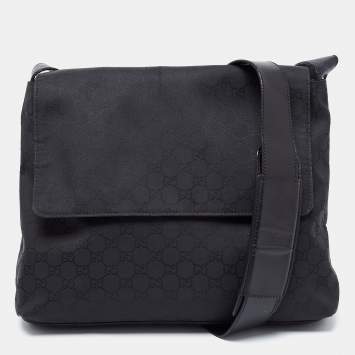 Pre Owned Gucci Black GG Nylon Messenger Bag
