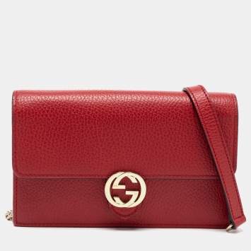Pre Owned Gucci Red Leather Interlocking G Flap Chain Clutch 
