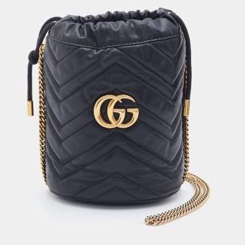 Pre Owned Gucci Black Matelassé Leather Mini GG Marmont Bucket Bag