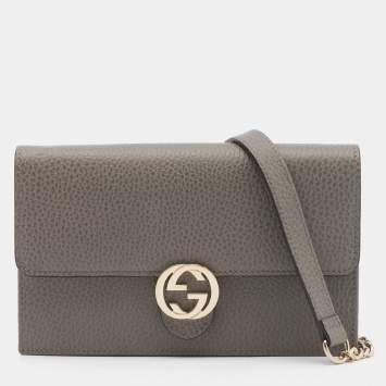 Pre Owned Gucci Grey Leather Interlocking G Flap Chain Clutch 