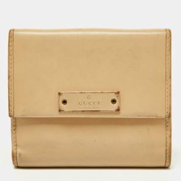 Pre Owned Gucci Cream Leather French Wallet