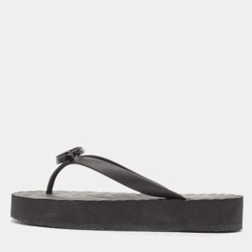 Pre Owned Gucci Black Chevron Rubber GG Thong Sandals Size 35
