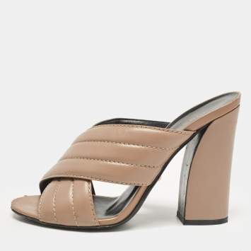 Pre Owned Gucci Beige Quilted Leather Webby Slide Sandals Size 40