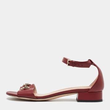 Pre Owned Gucci Red Leather Horsebit Ankle Strap Sandals Size 39