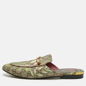 Pre Owned Gucci Brown Coated Canvas Princetown Flat Mules Size 40