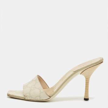 Pre Owned Gucci Cream Leather Interlocking G Slide Sandals Size 36