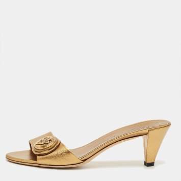 Pre Owned Gucci Gold Leather Logo Embellish Slide Sandals Size 36