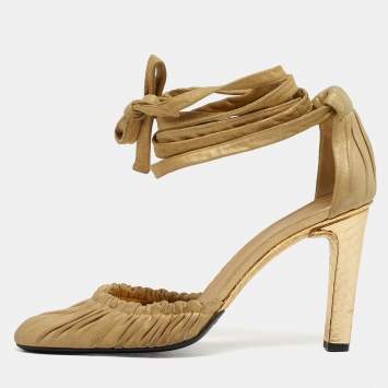 مملوكة مسبقًا Gucci Size 37.5 Gold Python Embossed Leather and Suede Ankle Wrap Pumps