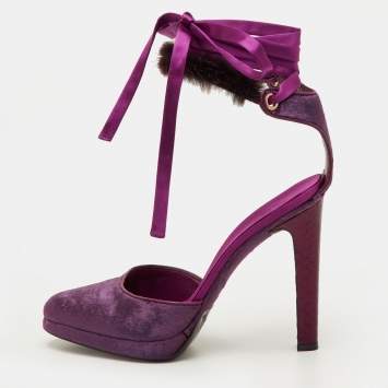 Pre Owned Gucci Size 40 Purple Velvet and Mink Fur Ankle Strap Sandals