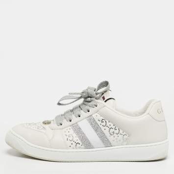 مملوكة مسبقًا Gucci Screener Size 38 White Canvas and Leather Crystal Embellished Lace Up Sneakers