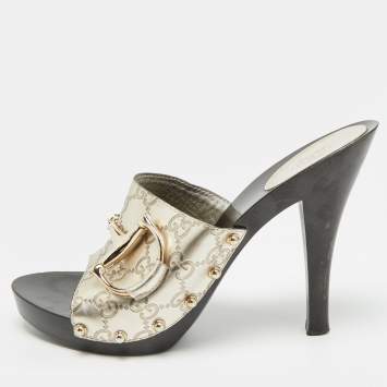 مملوكة مسبقًا Gucci Icon Bit Size 40 Gold Leather Sandals